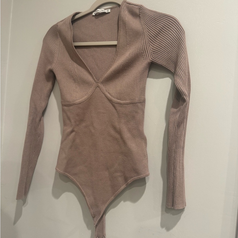 Abercrombie long sleeve bodysuit x2 (offwhite and taupe)